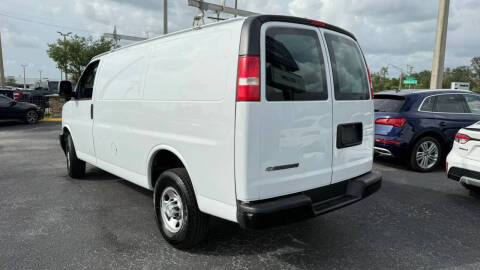 2021 Chevrolet Express 2500
