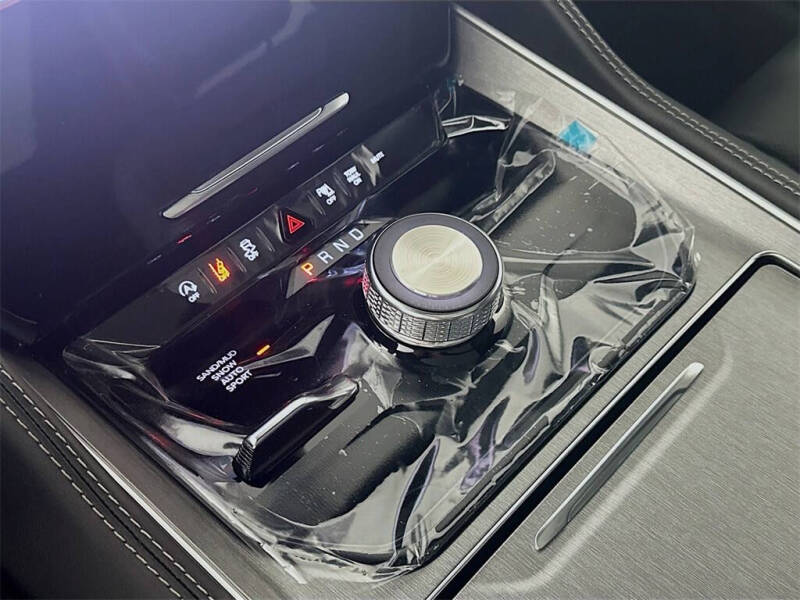 2025 Jeep Wagoneer L Series II