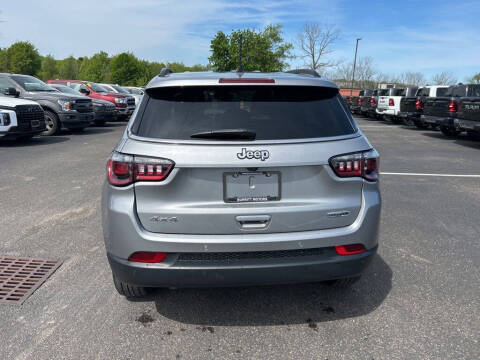 2023 Jeep Compass Latitude Lux