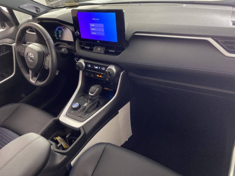 2024 Toyota RAV4 Hybrid XSE