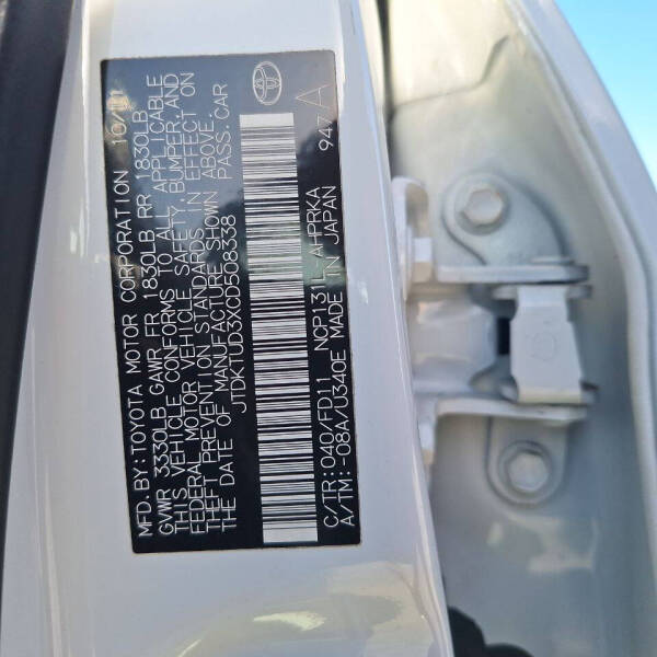 2012 Toyota Yaris 5-Door SE