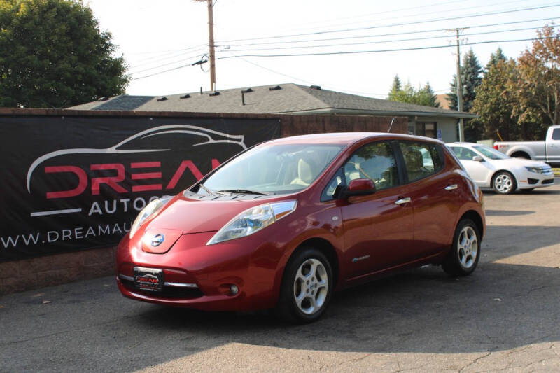 2012 Nissan LEAF for sale at Dream Auto Group in Shelby Township MI