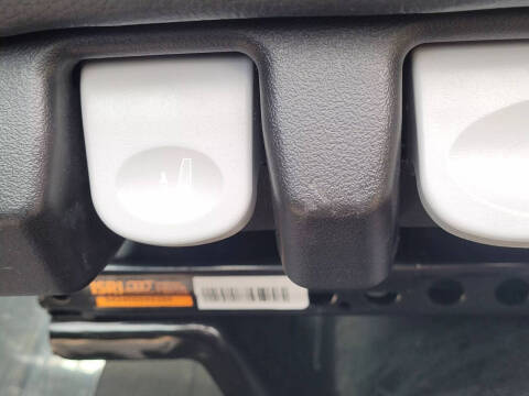 2025 Freightliner M2 106