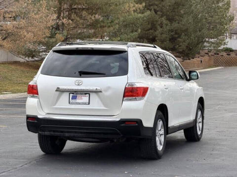 2012 Toyota Highlander SE