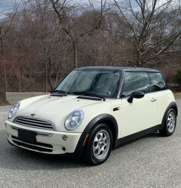 2005 MINI Cooper for sale at R Teto Motor Sales Inc. in Pawtucket RI