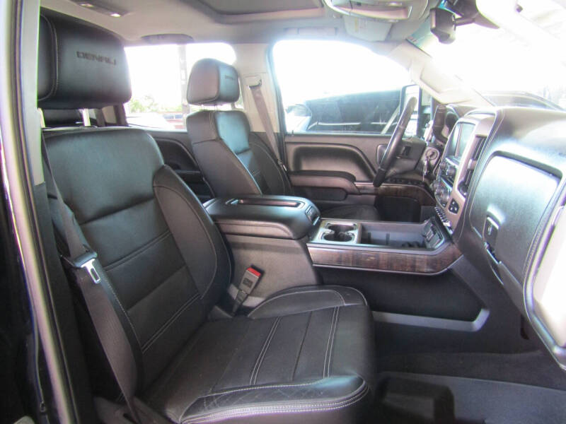 2015 GMC Sierra 2500HD Denali