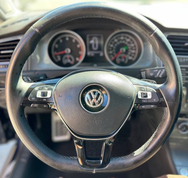 2017 Volkswagen Golf Alltrack TSI SE 4Motion