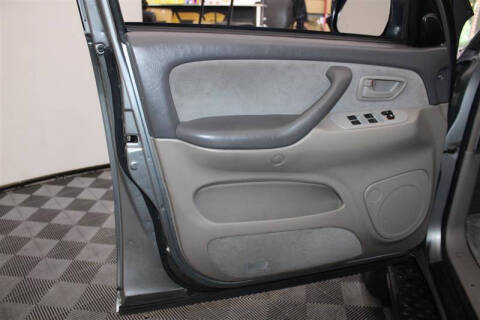 2006 Toyota Sequoia SR5