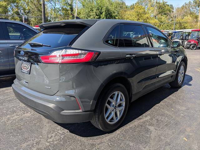 2021 Ford Edge SE