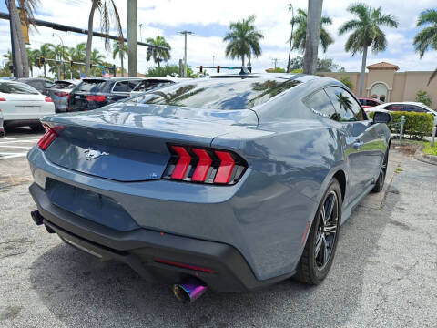 2025 Ford Mustang EcoBoost