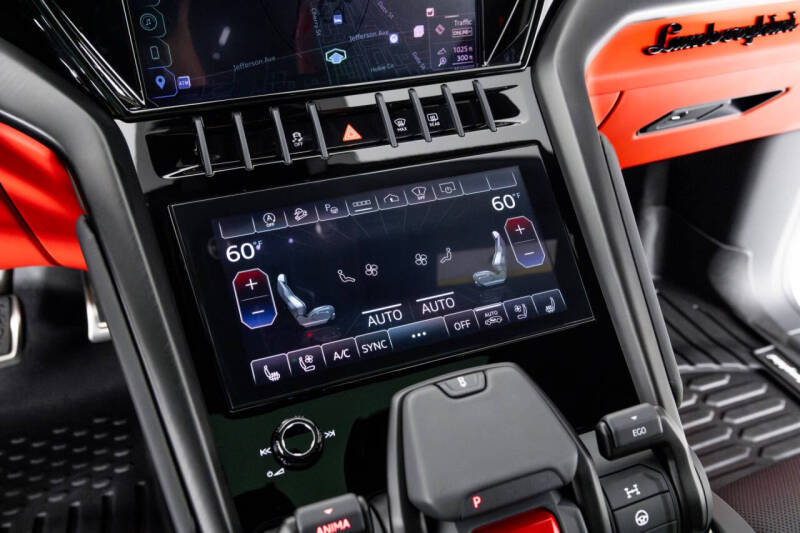 2024 Lamborghini Urus S