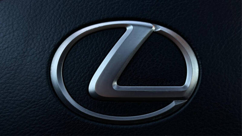 2015 Lexus ES 350 Crafted Line