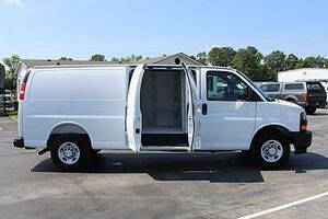 2025 Chevrolet Express 3500