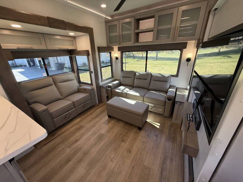 2026 Alliance RV Paradigm