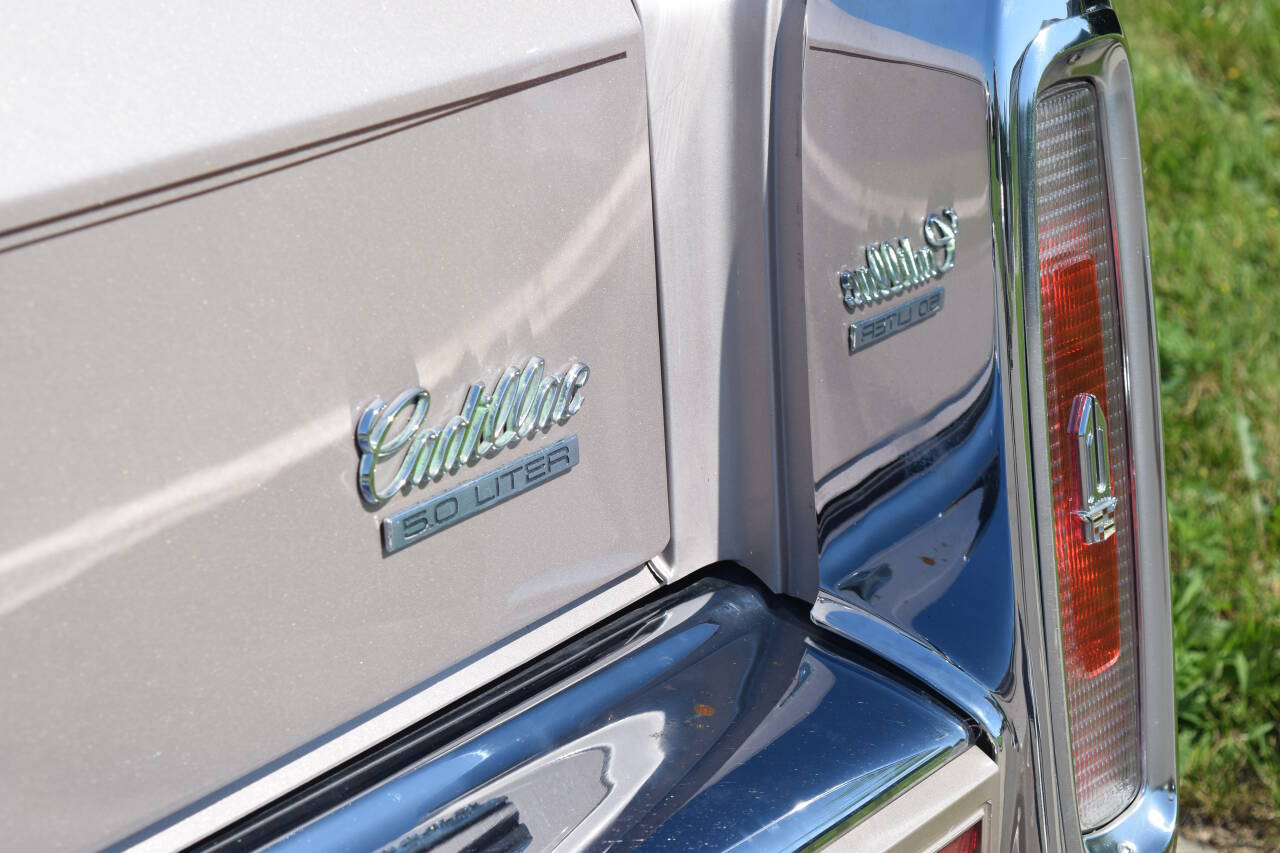 1991 Cadillac Brougham 50