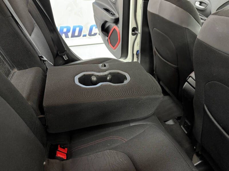 2015 Jeep Renegade Trailhawk