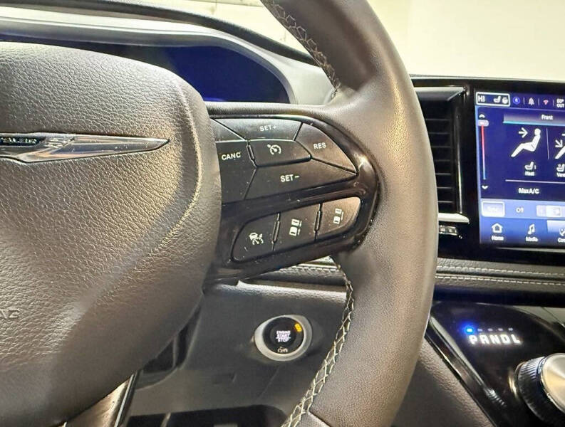 2025 Chrysler Pacifica Limited