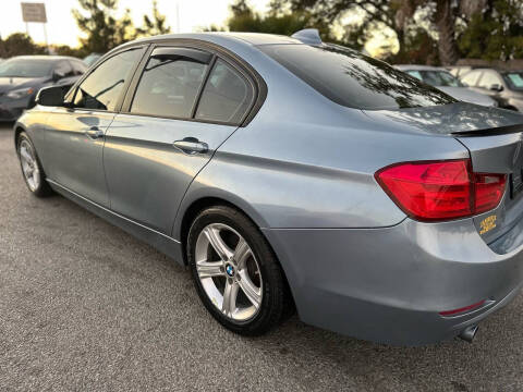 2014 BMW 3 Series 320i