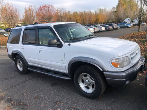 2001 Ford Explorer for sale at Blue Line Auto Group in Portland OR