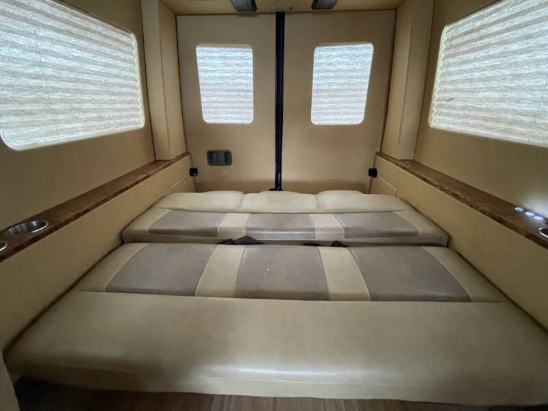 2014 Mercedes-Benz Sprinter 2500