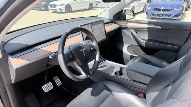 2024 Tesla Model Y Performance