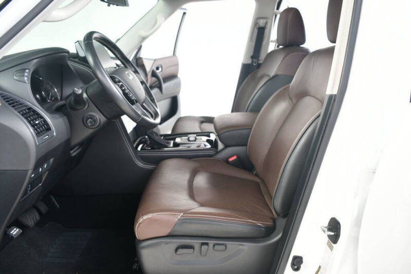 2024 Infiniti QX80 Premium Select