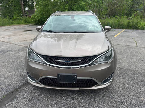 2018 Chrysler Pacifica Touring L