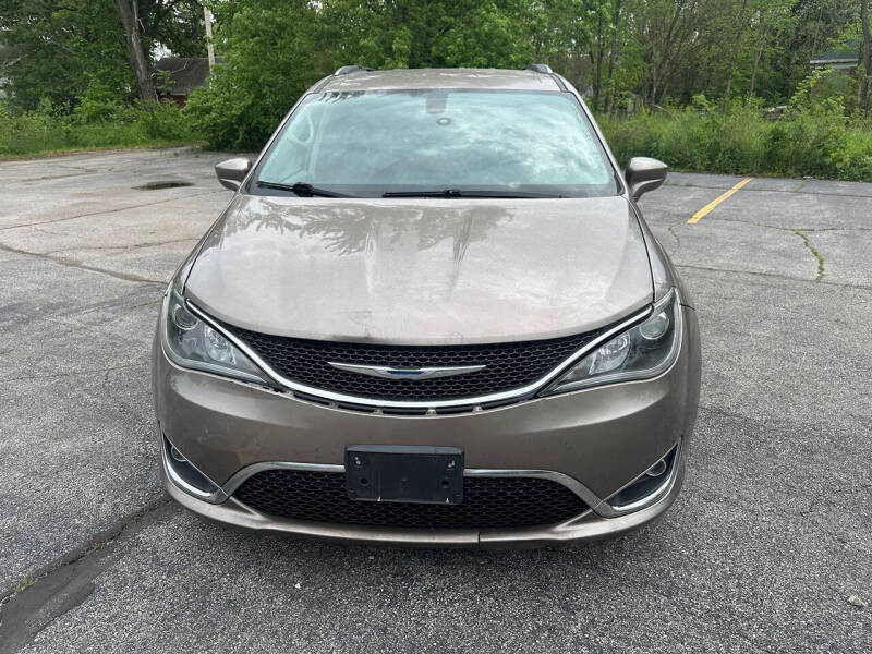 2018 Chrysler Pacifica Touring L