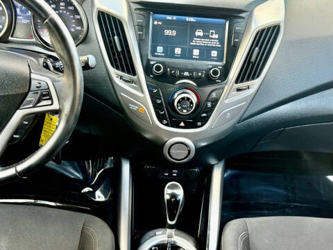 2017 Hyundai Veloster Value Edition