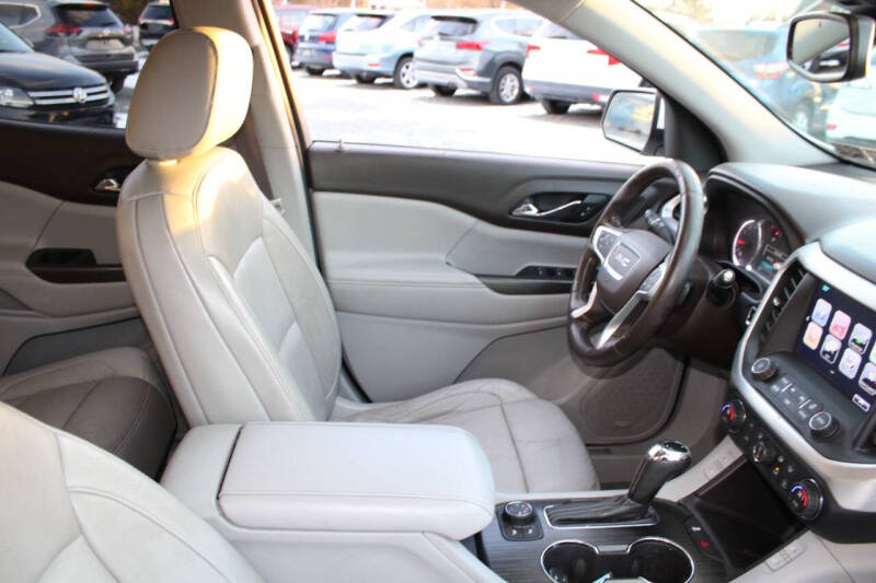 2017 GMC Acadia SLT-2
