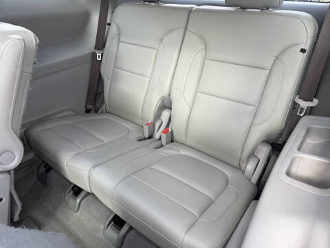 2017 GMC Acadia SLT-1