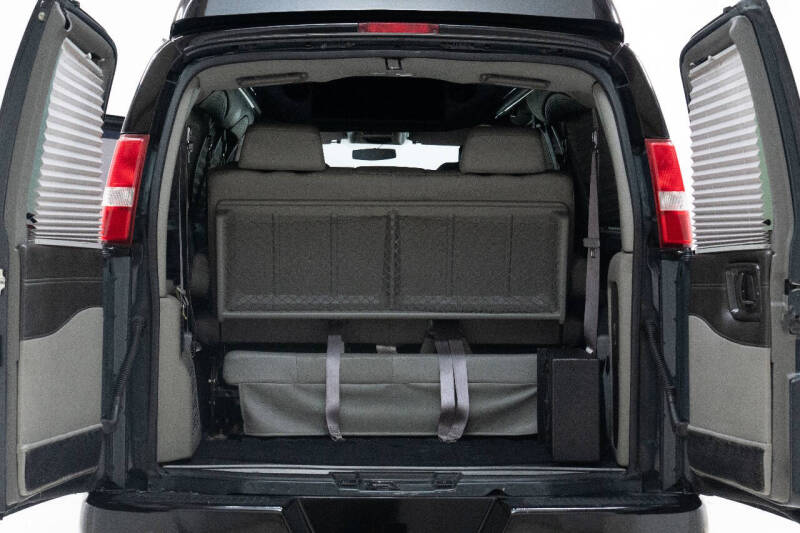 2017 Chevrolet Express 2500