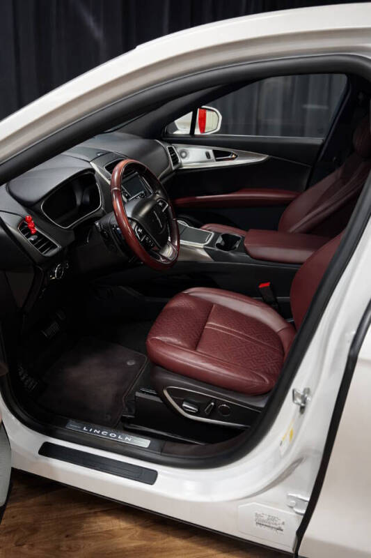 2019 Lincoln Nautilus Black Label