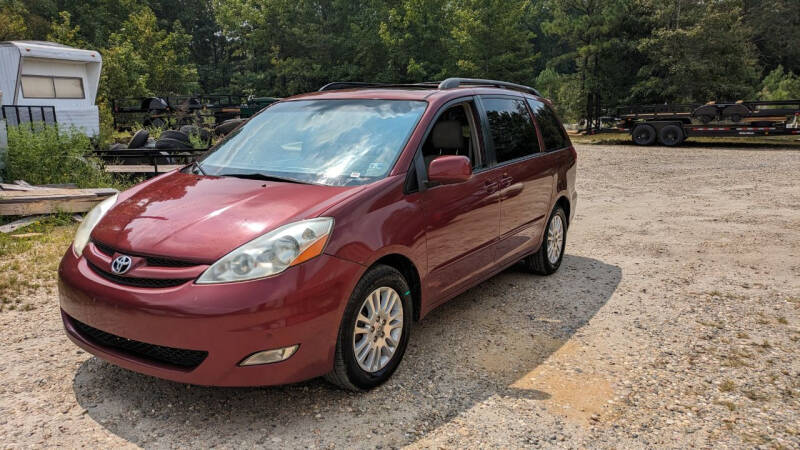 2009 Toyota Sienna for sale at Macks Auto Sales in Disputanta VA