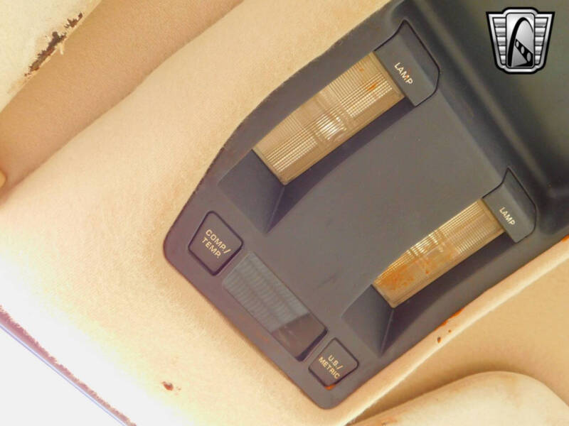 1989 Jeep Grand Wagoneer