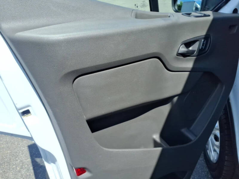 2025 Ford Transit