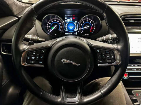 2019 Jaguar F-PACE 25t Prestige