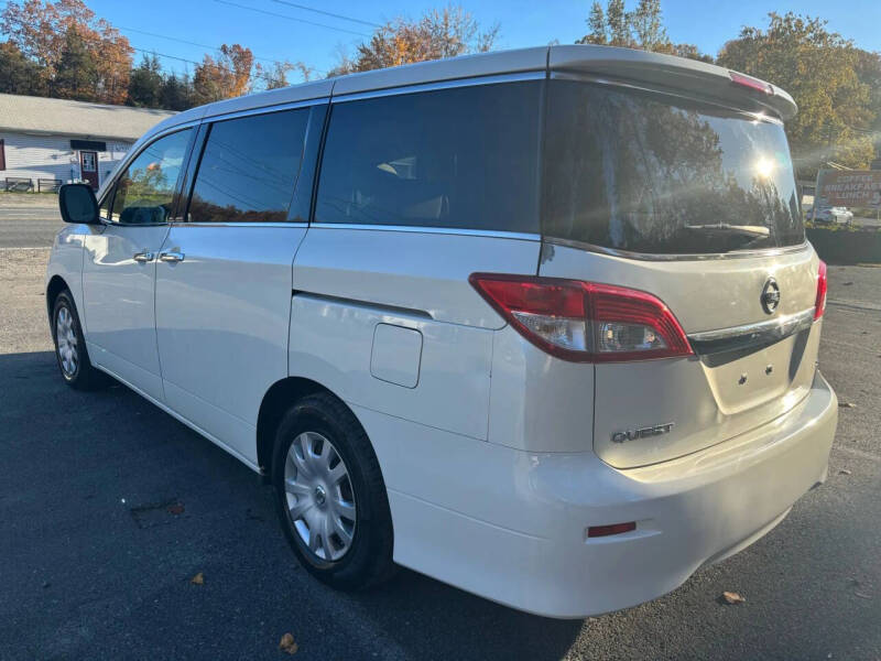 2012 Nissan Quest