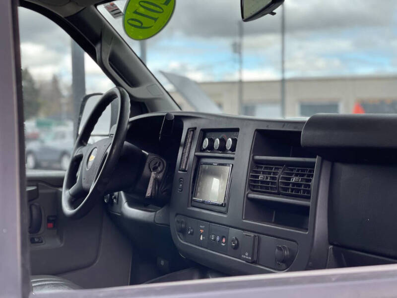 2019 Chevrolet Express 2500