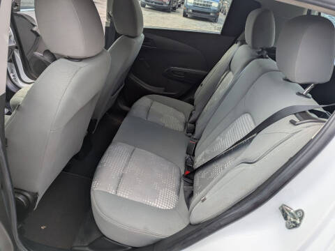 2015 Chevrolet Sonic LS Auto