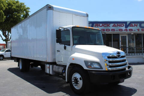 2014 Hino 338