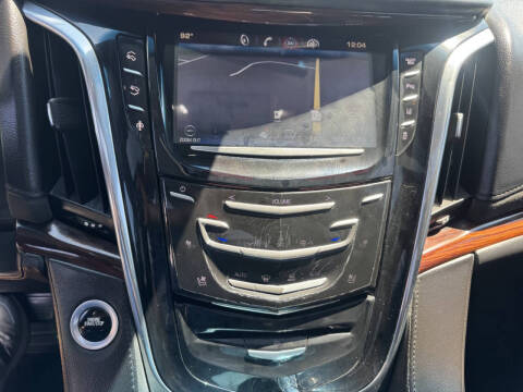 2015 Cadillac Escalade Luxury
