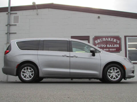 2017 Chrysler Pacifica for sale at Brubakers Auto Sales in Myerstown PA