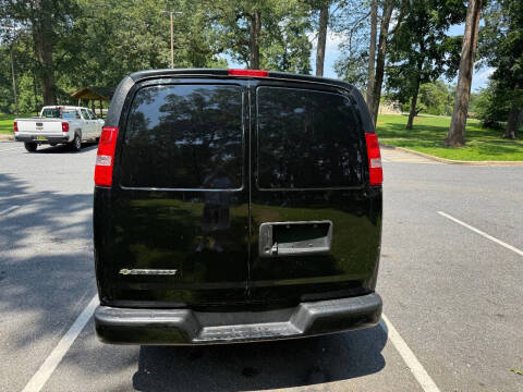 2018 Chevrolet Express 2500