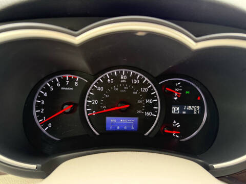 2017 Nissan Quest SV