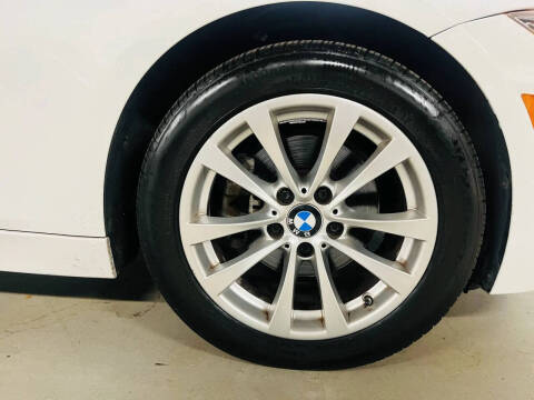 2017 BMW 3 Series 320i xDrive