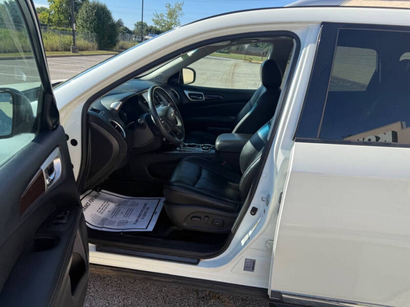 2015 Nissan Pathfinder SL
