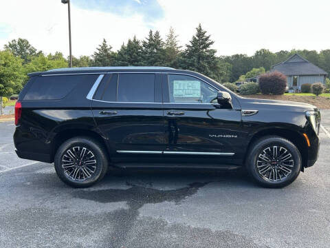 2025 GMC Yukon Elevation