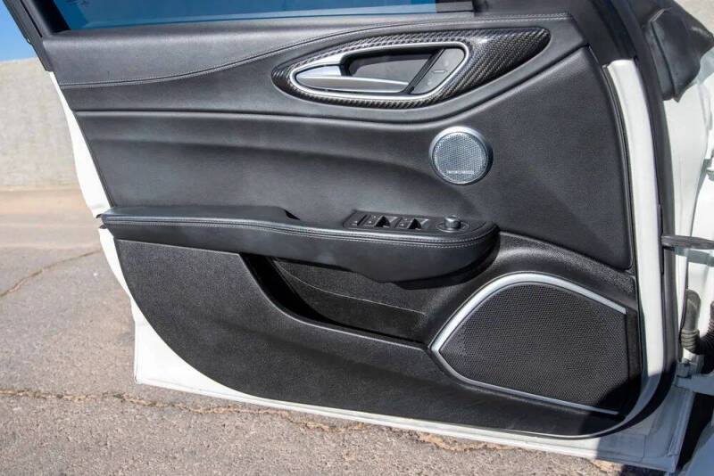 2018 Alfa Romeo Giulia Quadrifoglio