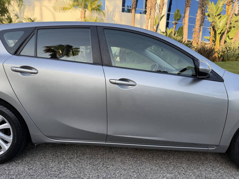 2012 Mazda MAZDA3 i Touring